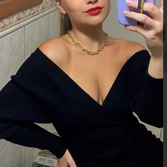 Fitted Off Shoulder Ribbed Sweater Dress Black Fall winter classy sexy evening - Picture 2 of 10